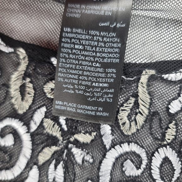 White House Black Market Embroidered Mesh Top Black Size Small - Picture 6 of 12